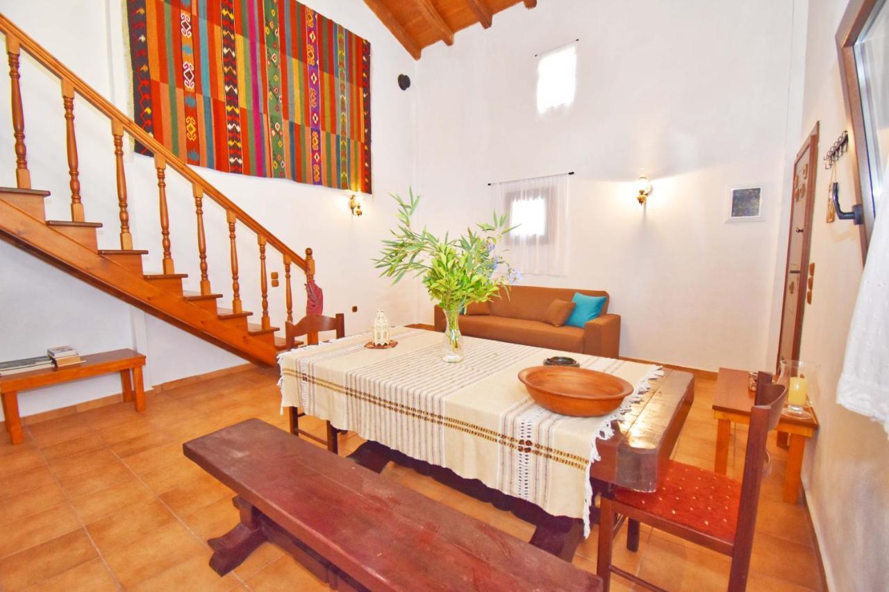 Ninas Cottage Linia Exterior photo